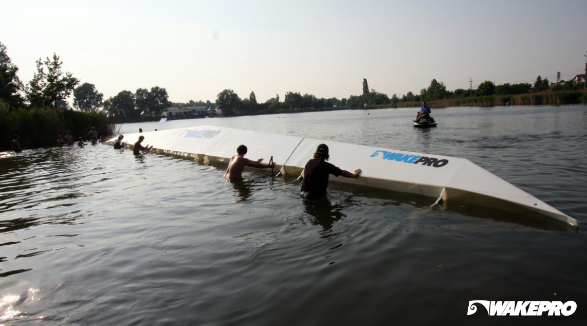 Wakepro obstacles in Wakepark Wrocław